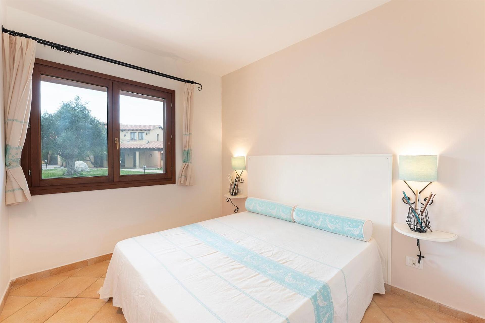 Residence Pierre & Vacances Vignola Mare Exterior photo